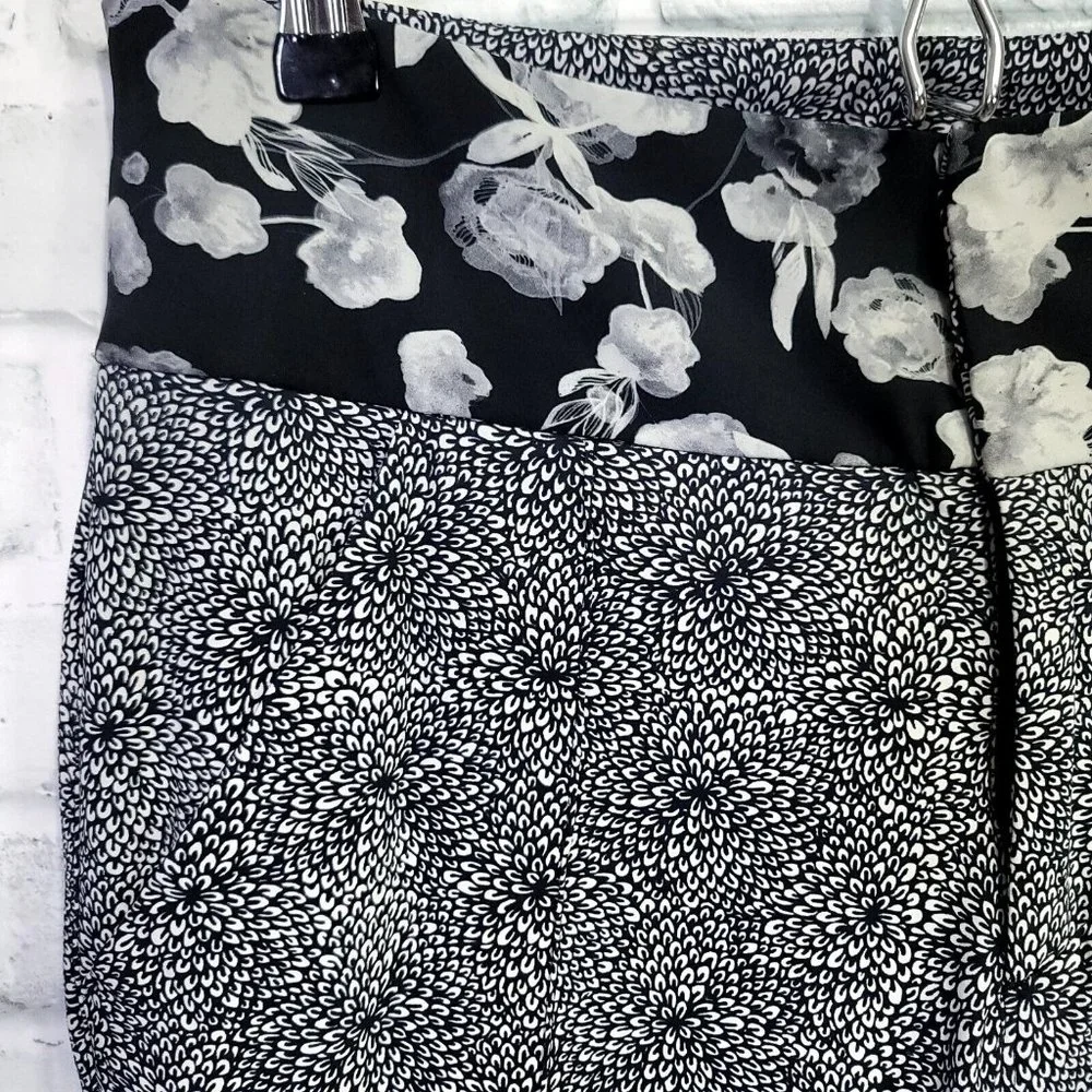 Lululemon Womens 6 Departure Pant Plush Petal Black‎ Floral Cropped Casual Pants